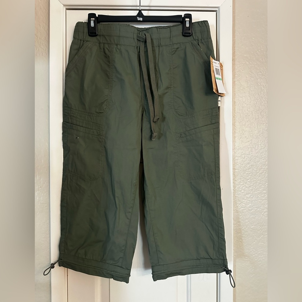 Democracy Olive Green Capris, 16, NWT
